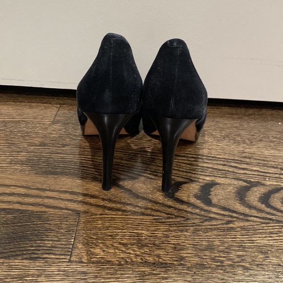 Talbots Heels - Picture 3 of 4